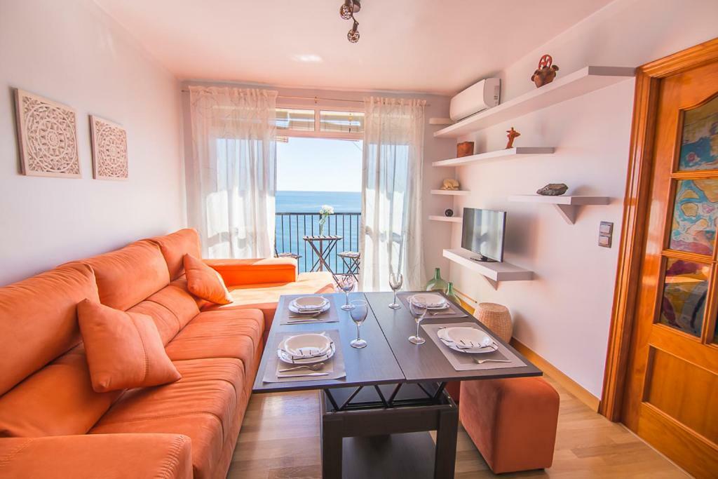 Piso Primera Linea De Playa マラガ エクステリア 写真
